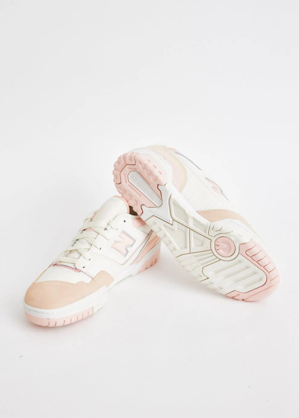 550 Sneakers