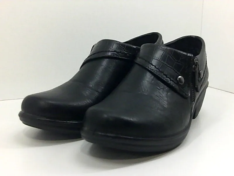 Easy Street Womens Clog Closed Toe None Flats Size 8 Pair of Shoes