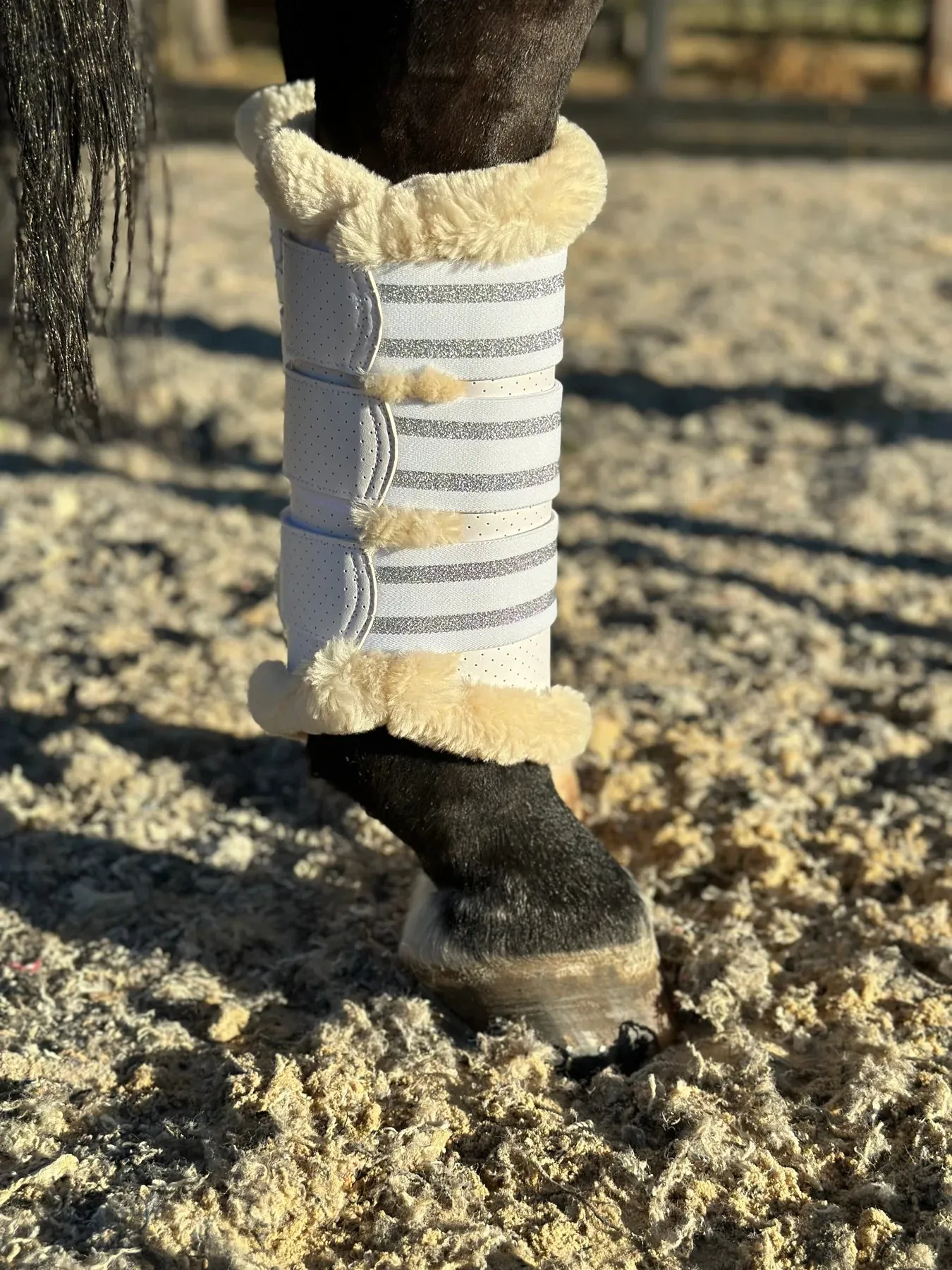 Ippico Aero 2.0 Flow Brushing Boots - White