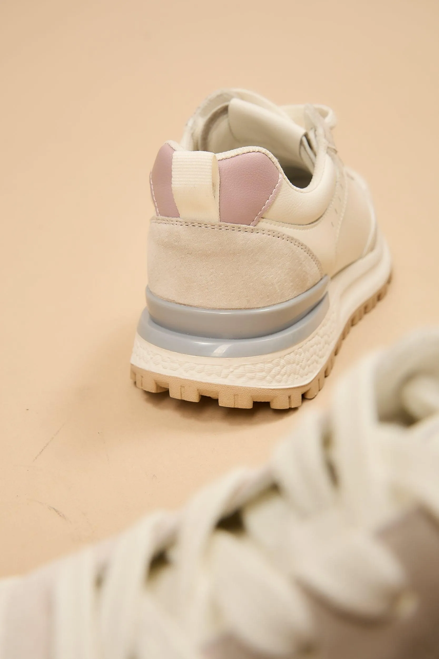Viviana Beige